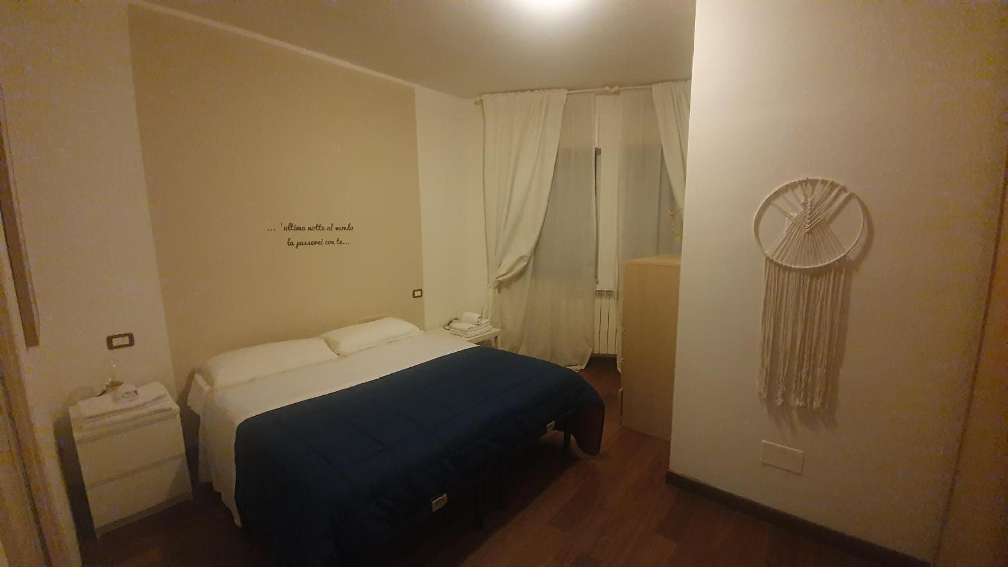 Salute Apartments Терни Экстерьер фото
